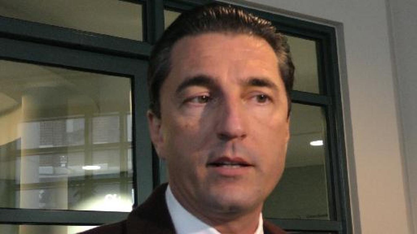 Veljkovic is spijtoptant in voetbaldossier en vraagt vrijlating onder voorwaarden