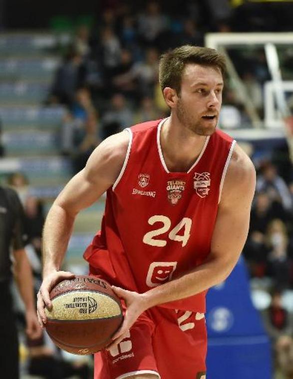 Champions League basket (m) - Antwerp Giants gaan strijdend onderuit tegen titelverdediger AEK Athene