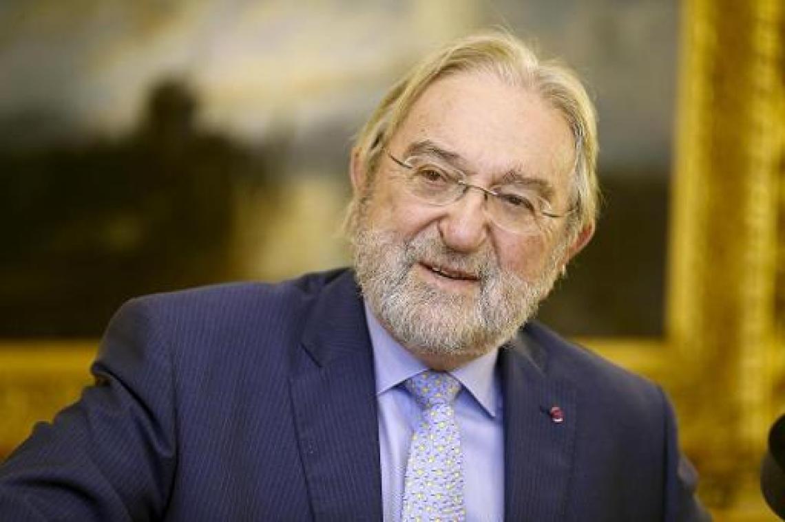 Herman De Croo verzaakt aan uittredingsvergoeding