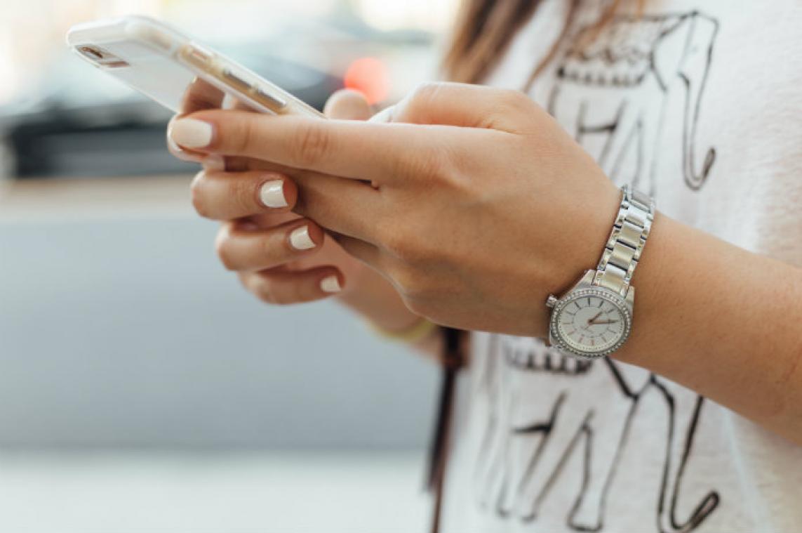 Say what! Je smartphone bezorgt je puistjes