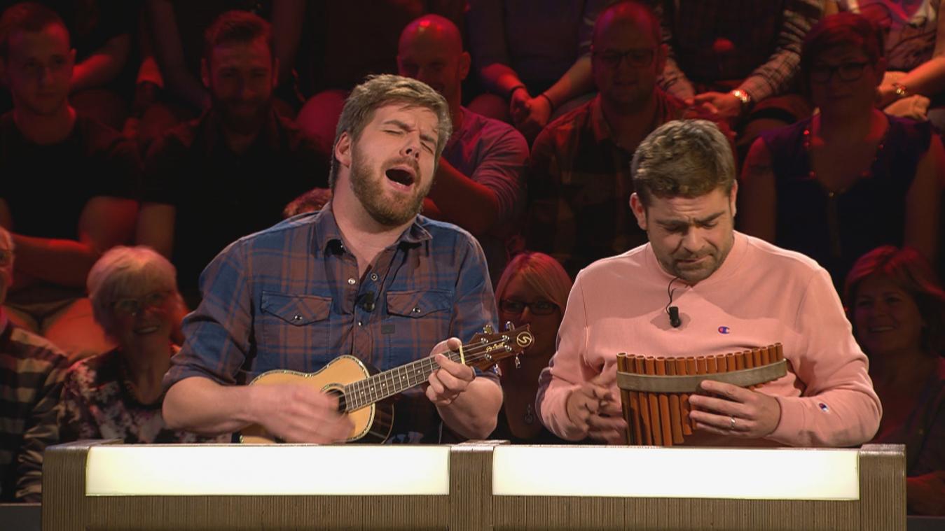 VIDEO. Bart Cannaerts in 'De Slimste Mens': "Hier zitten twee Barbies en een Monchichi"