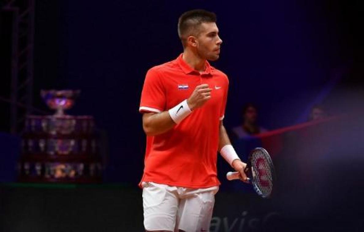Borna Coric zet Kroatië op voorsprong in Davis Cup-finale tegen Frankrijk