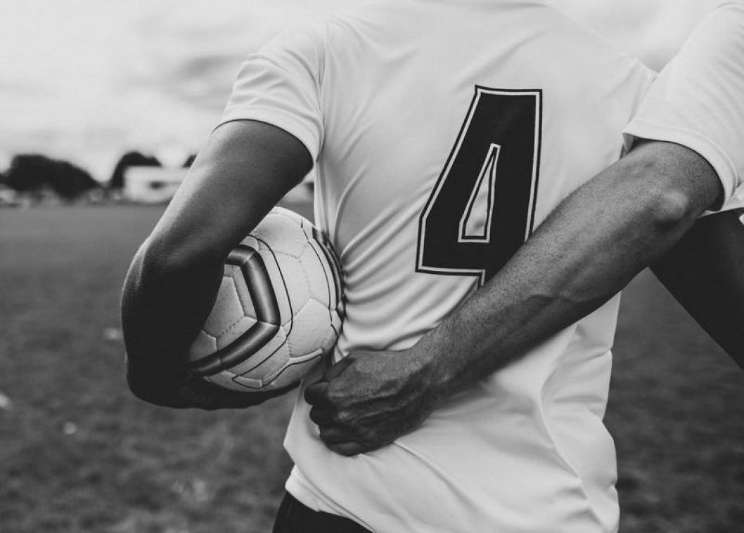 Voetbalclub liegt over dood speler