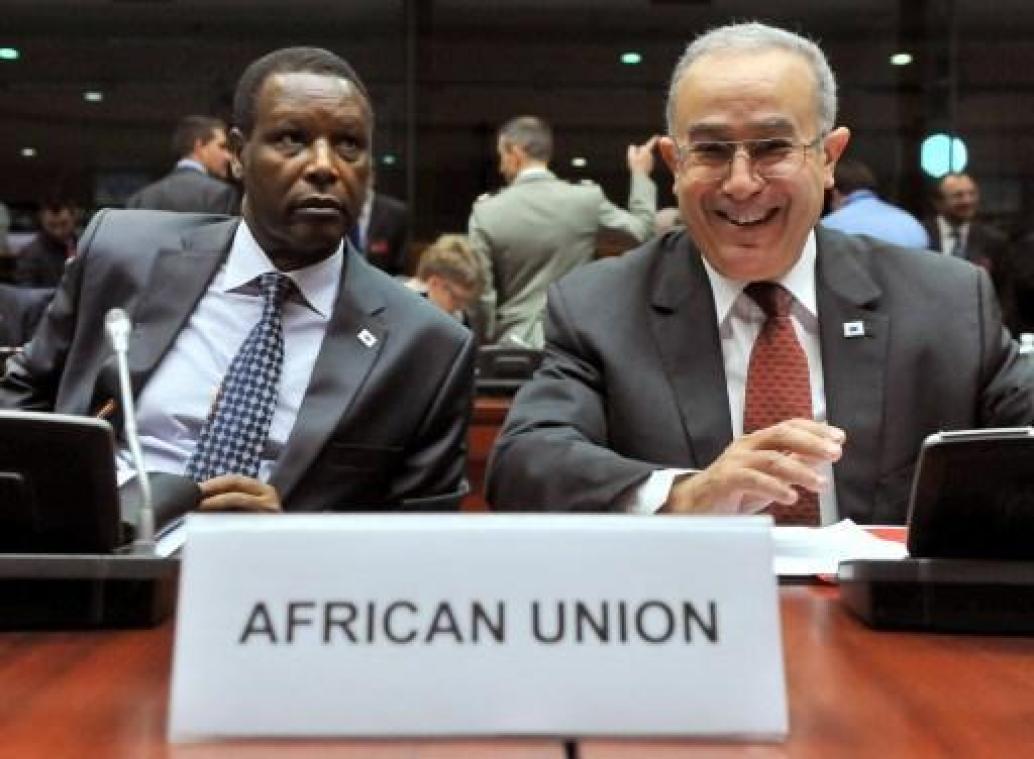 Burundi lanceert internationaal aanhoudingsbevel tegen ex-president Buyoya