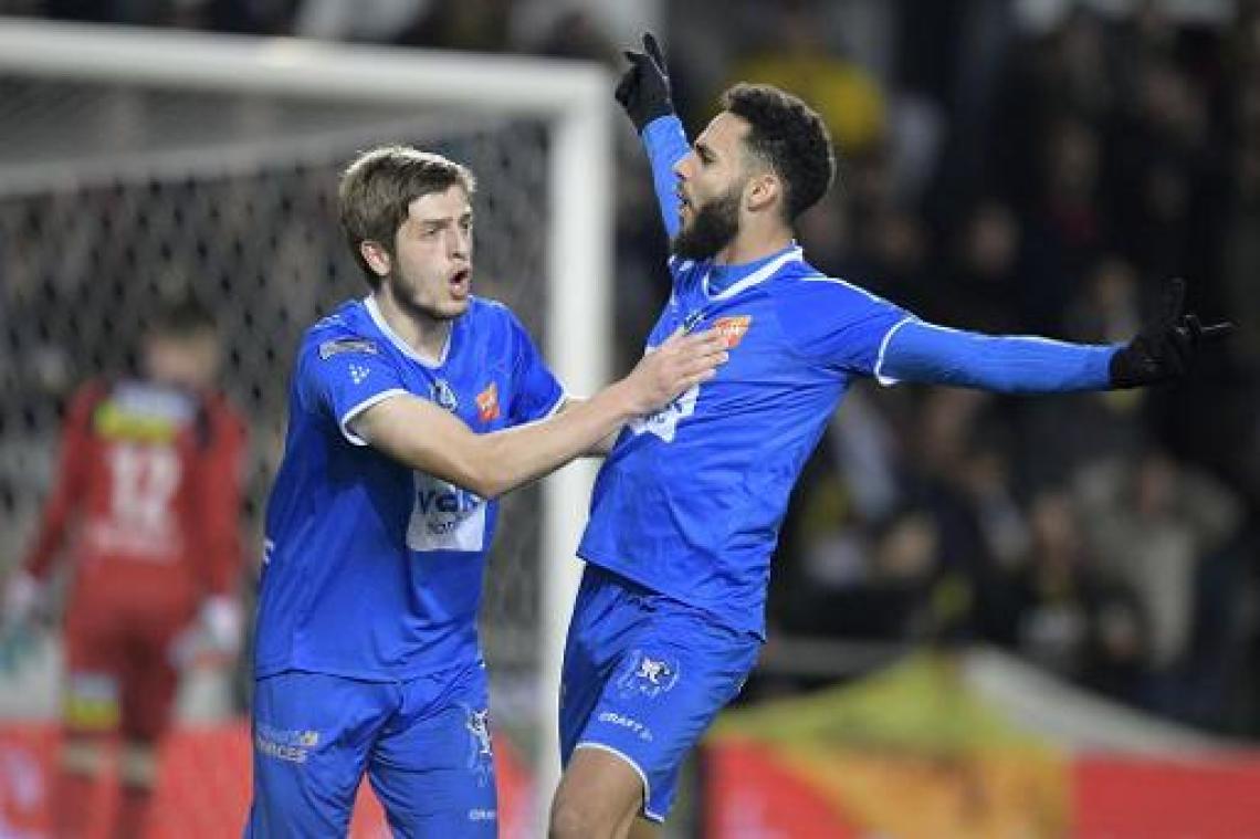 Jupiler Pro League - Lokeren geeft in dolle slotfase riante voorsprong uit handen in derby tegen AA Gent