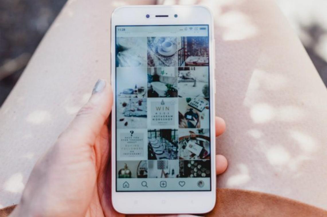 Boek een 'social media sitter' voor een rustgevende vakantie