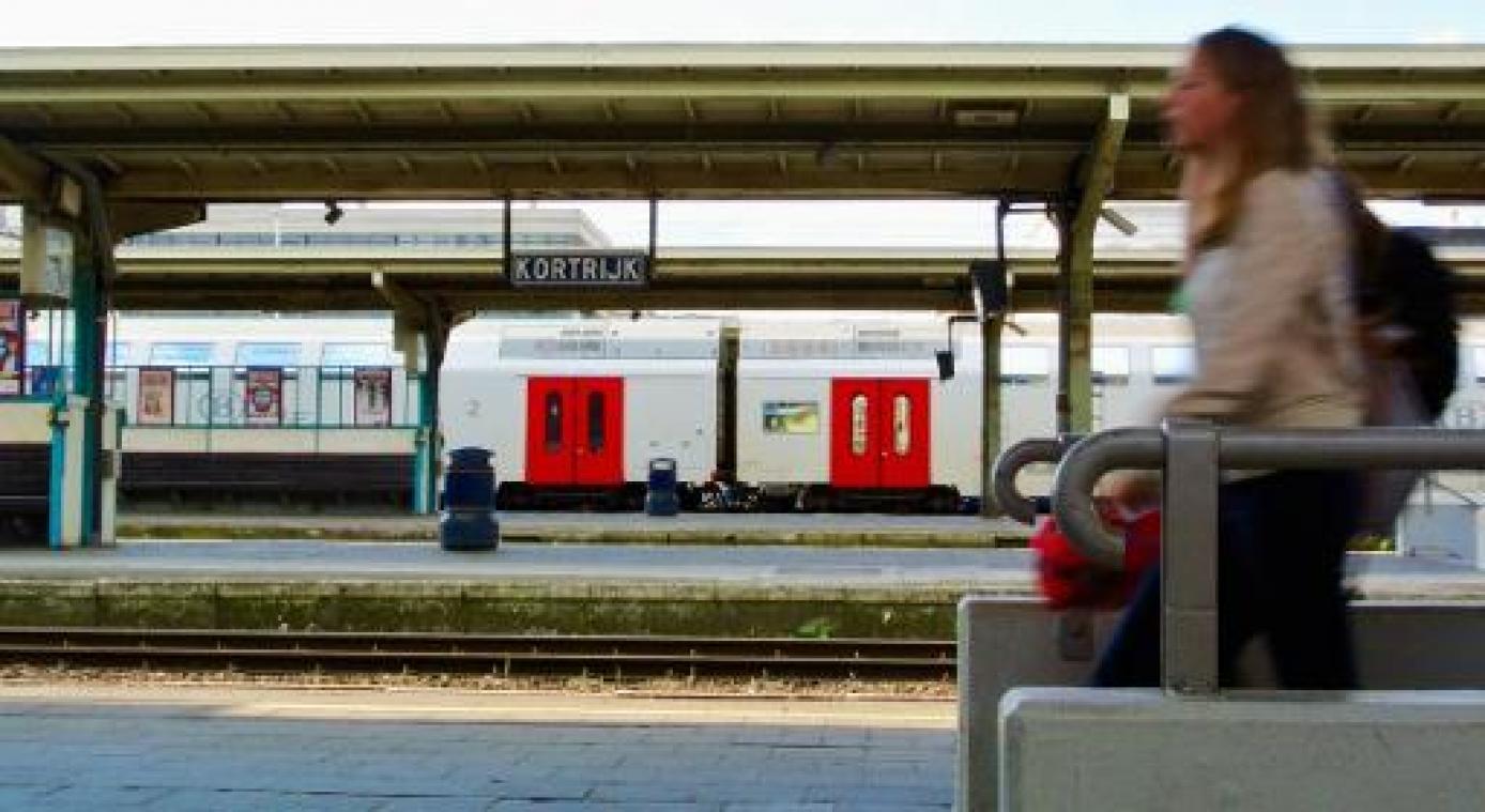 Dertien transmigranten opgepakt bij controleactie in West-Vlaanderen