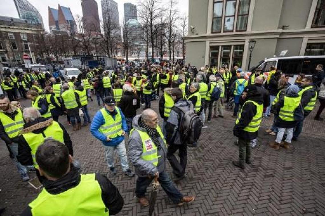 Bescheiden demonstraties van 'gele hesjes' in Nederlandse steden