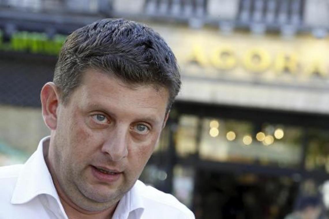 Gebeurtenissen voorbije week bemoeilijk gesprekken in Antwerpen, zegt Crombez