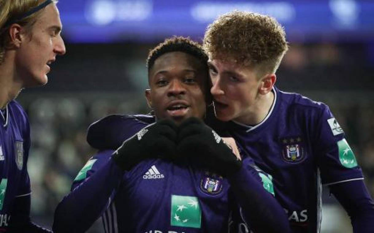 Jupiler Pro League - Anderlecht verspeelt in de slotfase driepunter tegen Charleroi