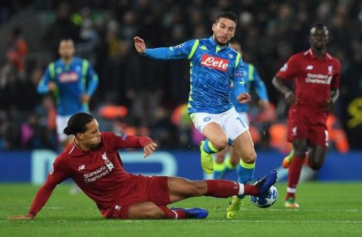 Belgen in het buitenland - Liverpool schakelt Napoli van Dries Mertens uit, ook PSG gaat door