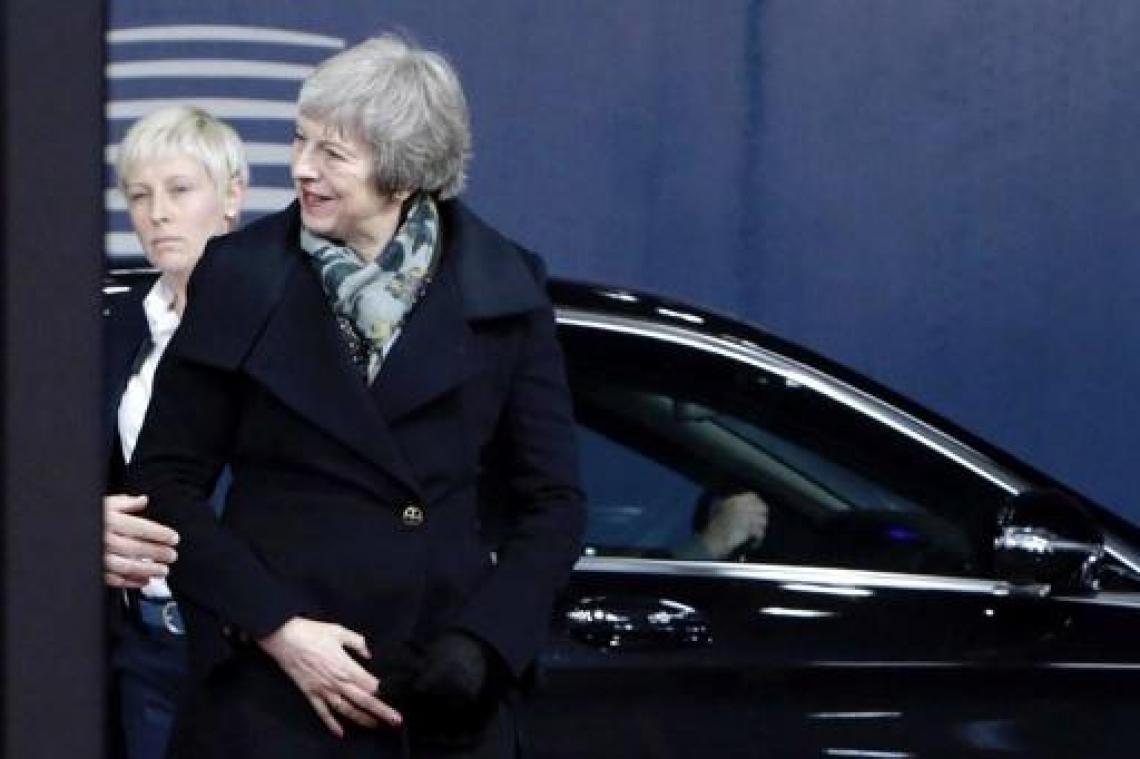 Brexit - May kijkt aan tegen vertrouwensstemming in eigen partij