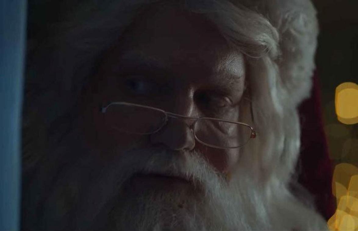 VIDEO. Kerstman ondergaat totale make-over in geniale Audi-reclame