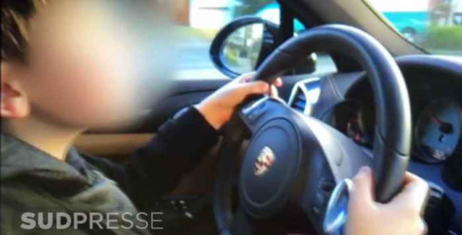 9-jarig kind scheurt door Jabbeke in Porsche