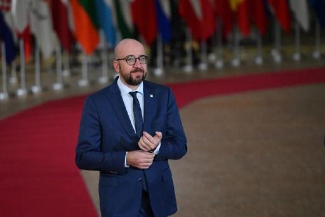 "Bal ligt niet meer in mijn kamp, maar in dat van fracties in parlement"