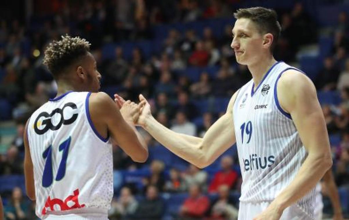 EuroMillions Basket League - Bergen verslaat Aalstar, Leuven-Oostende stopgezet