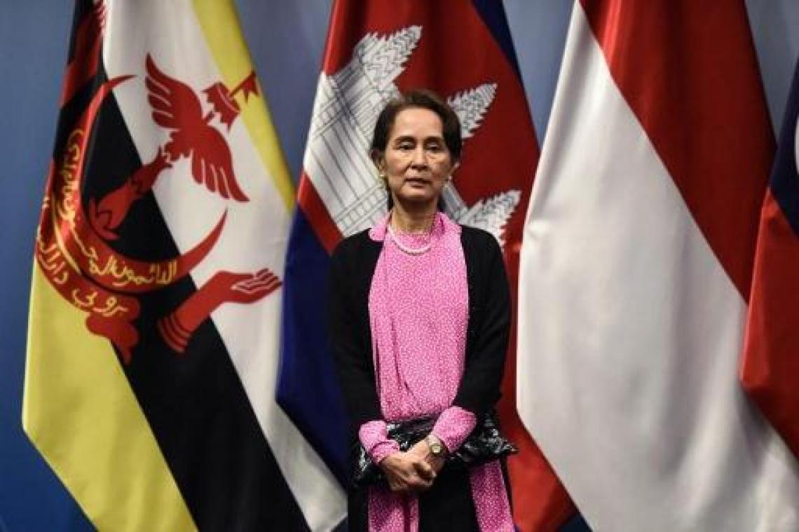 Zuid-Koreaanse ngo trekt mensenrechtenprijs Aung San Suu Kyi in