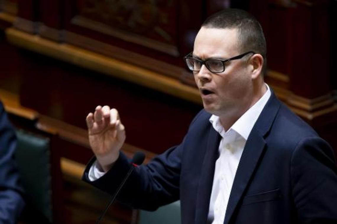 "Charles, c'est fini"