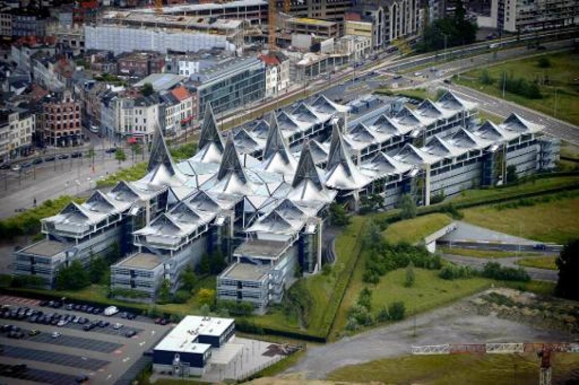 Rechter houdt boerkiniverbod in Antwerps zwembad in stand