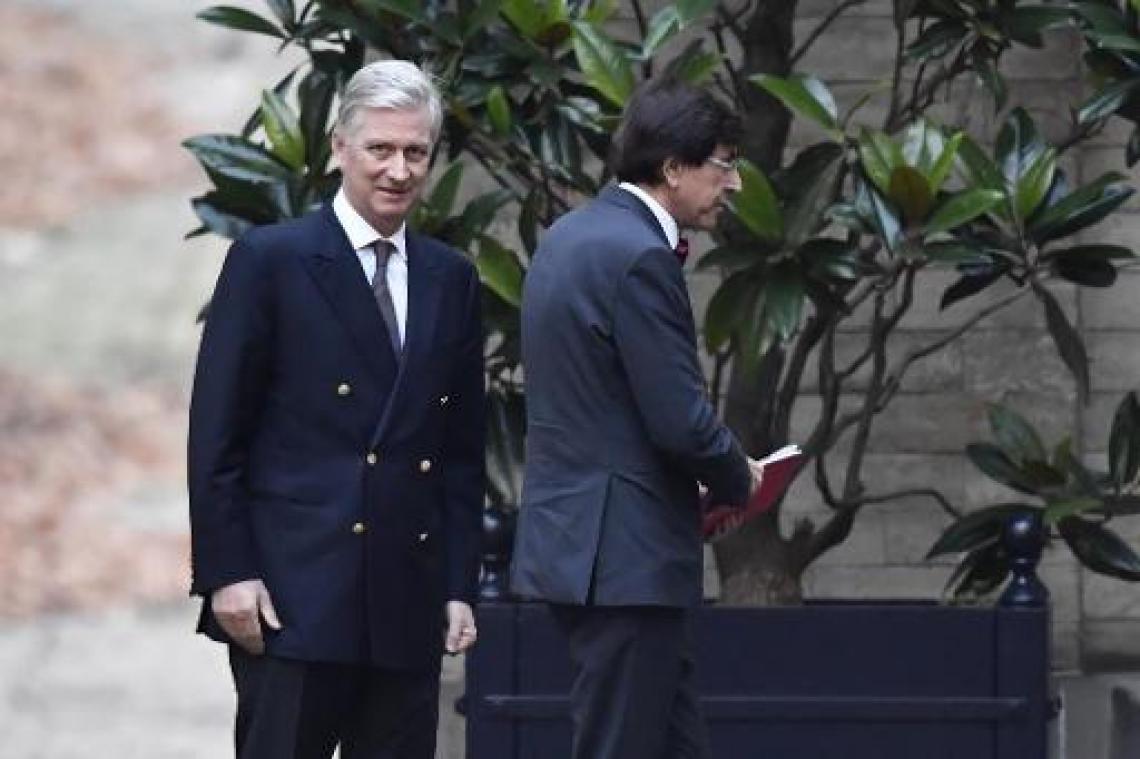 Koning consulteert morgen verder