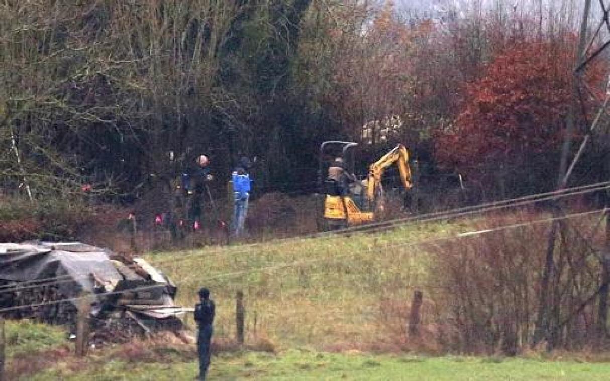 Graafwerken op vroeger terrein Michel Fourniret nabij Sedan hernomen