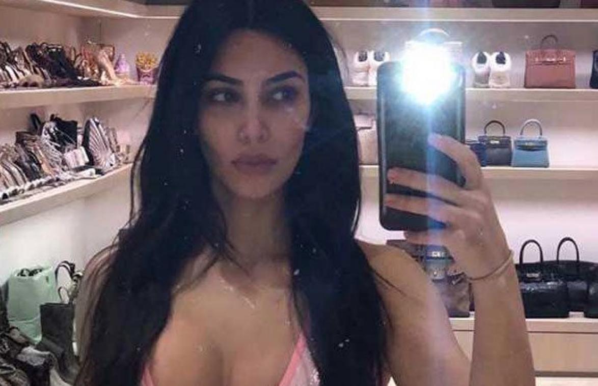 Kim Kardashian pronkt met lichaam nadat ze 10 kilogram afviel