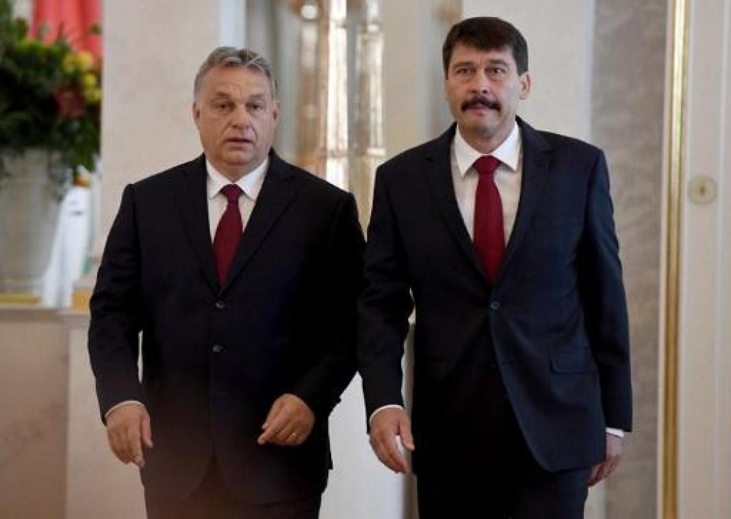 Hongaarse president kondigt zogenaamde "slavenwet" af