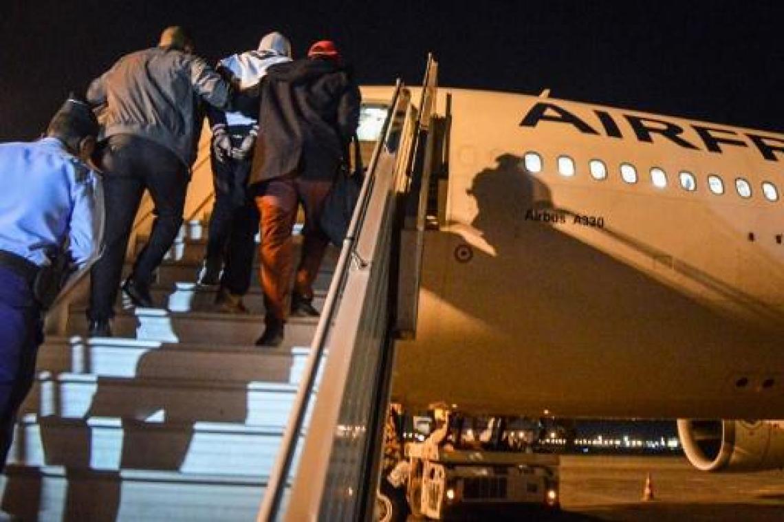 Man die banden had met aanslagplegers Charlie Hebdo onderweg naar Frankrijk