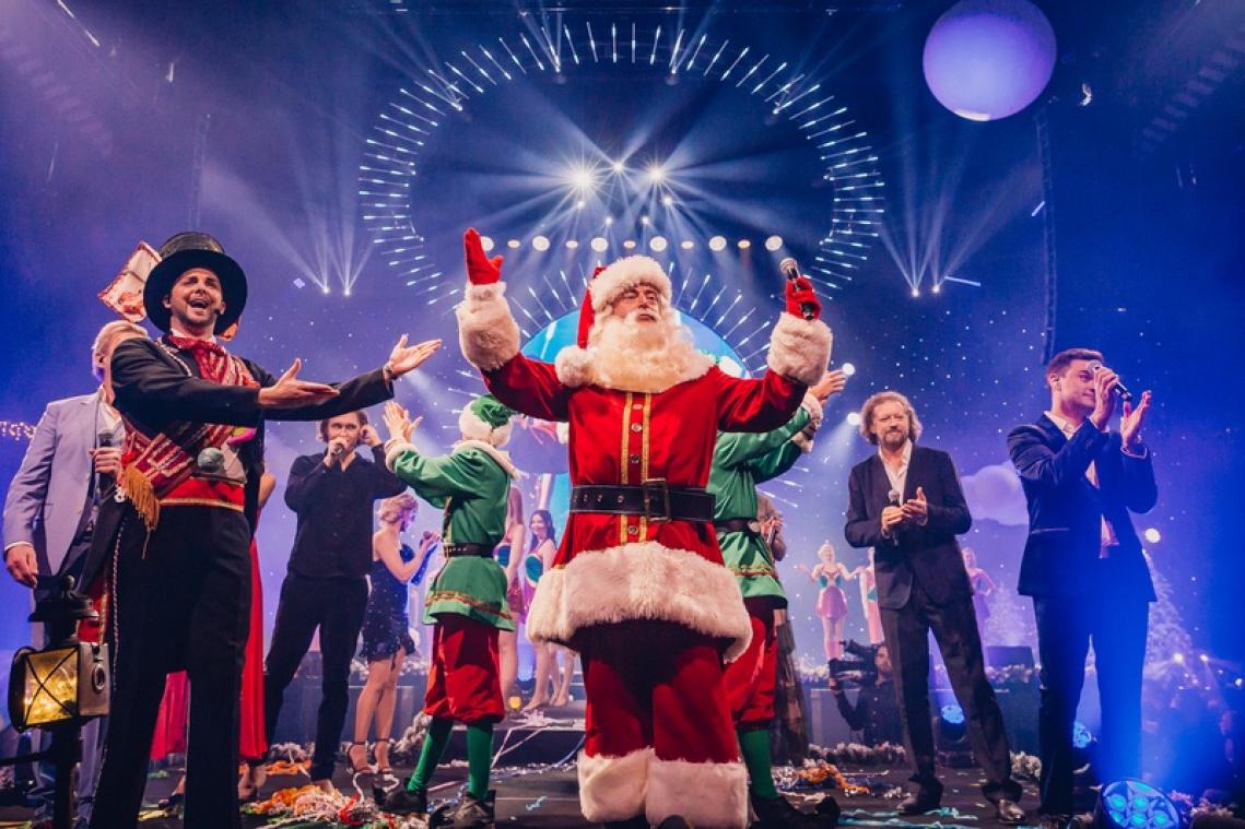 Bart De Wever steelt de show als Kerstman