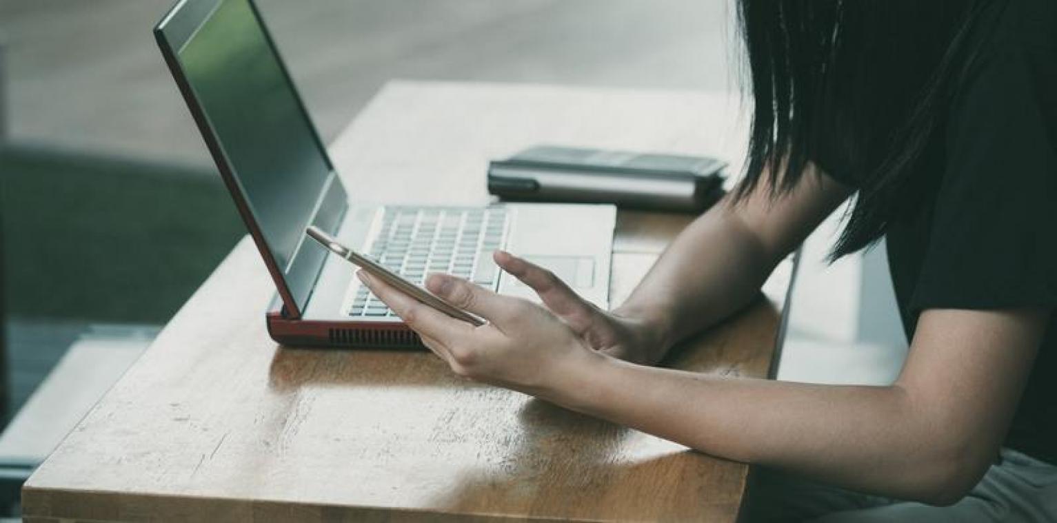 Virtuele assistent Alexa geeft opdracht pleegouders te vermoorden