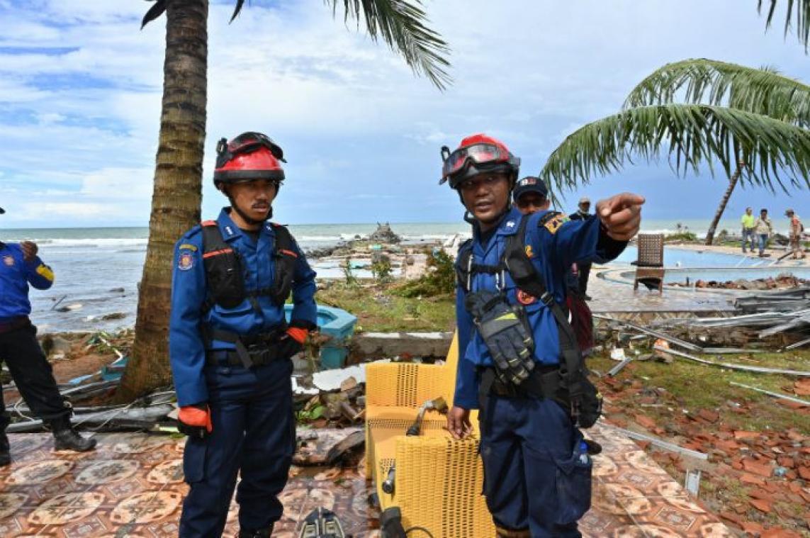 Tsunami Indonesië: Dodental loopt op tot 281