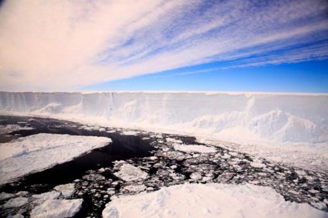 Amerikaan steekt als eerste Antarctica over zonder hulp