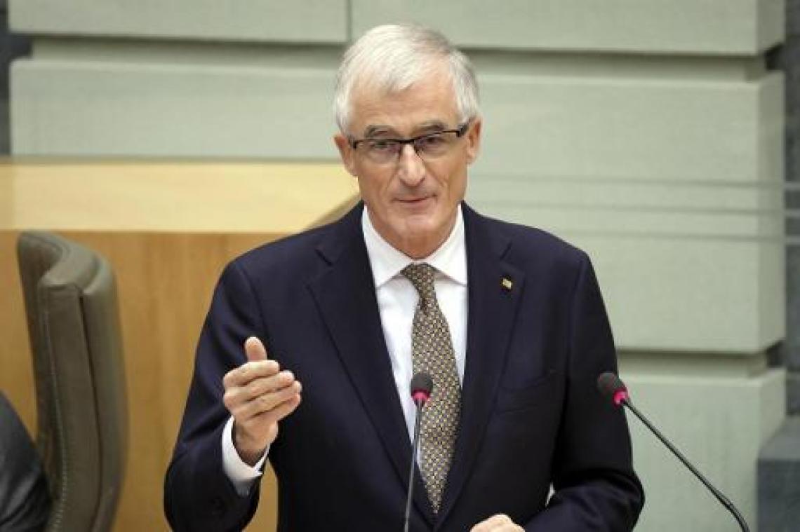 Vlaamse regering vernieuwt samenwerking met UNAIDS