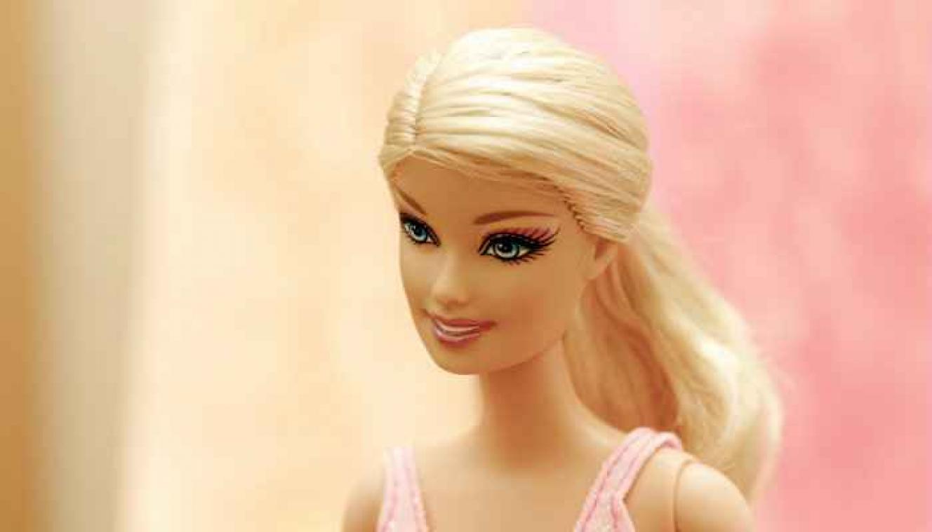 Spelen met Barbie kan de carrièrekansen van meisjes beperken