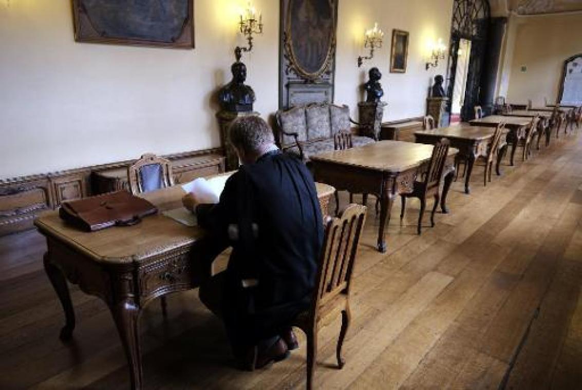 "Advocaten kunnen in de regel zonder probleem kopieën nemen van dossiers"