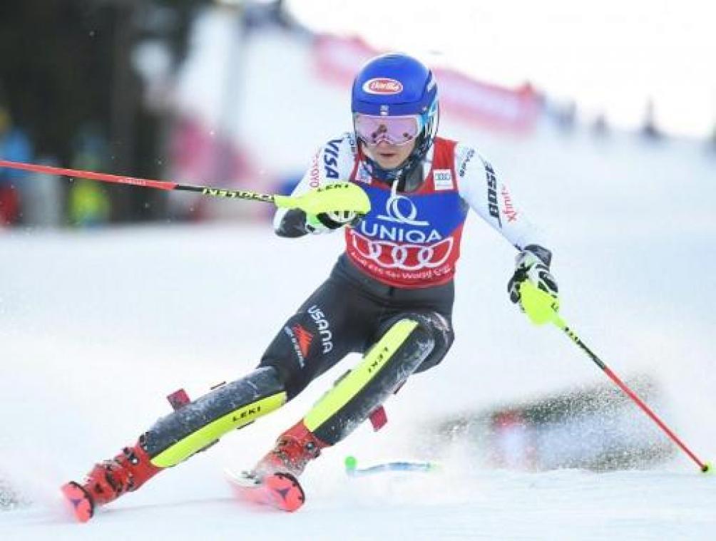 Mikaela Shiffrin zet zegereeks in slalom verder