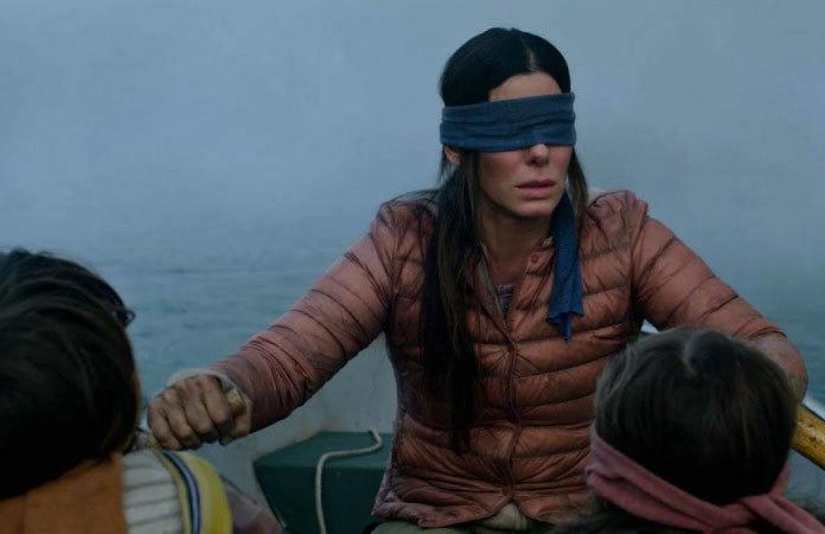 Sandra Bullock verklapt hoe het monster uit 'Bird Box' eruitziet