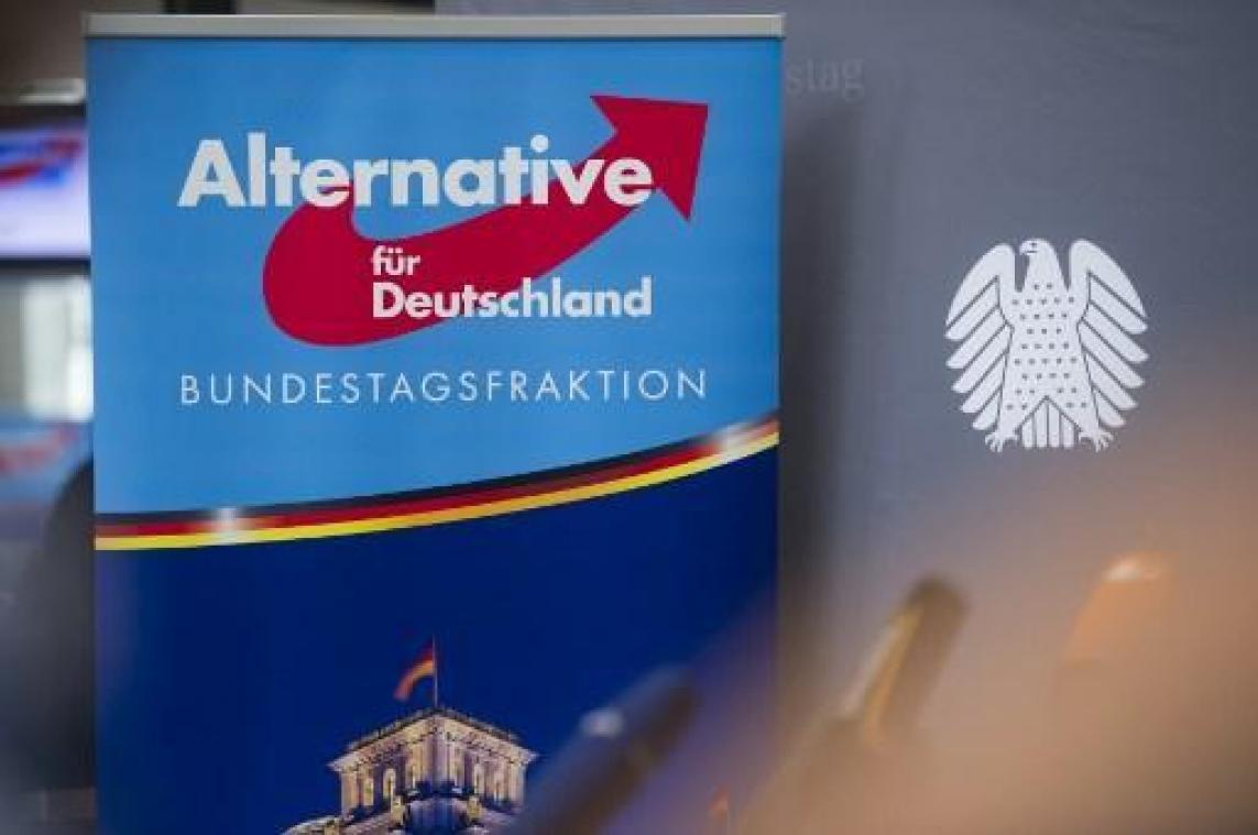 Drie verdachten opgepakt voor ontploffing aan AfD-kantoor in oosten van Duitsland