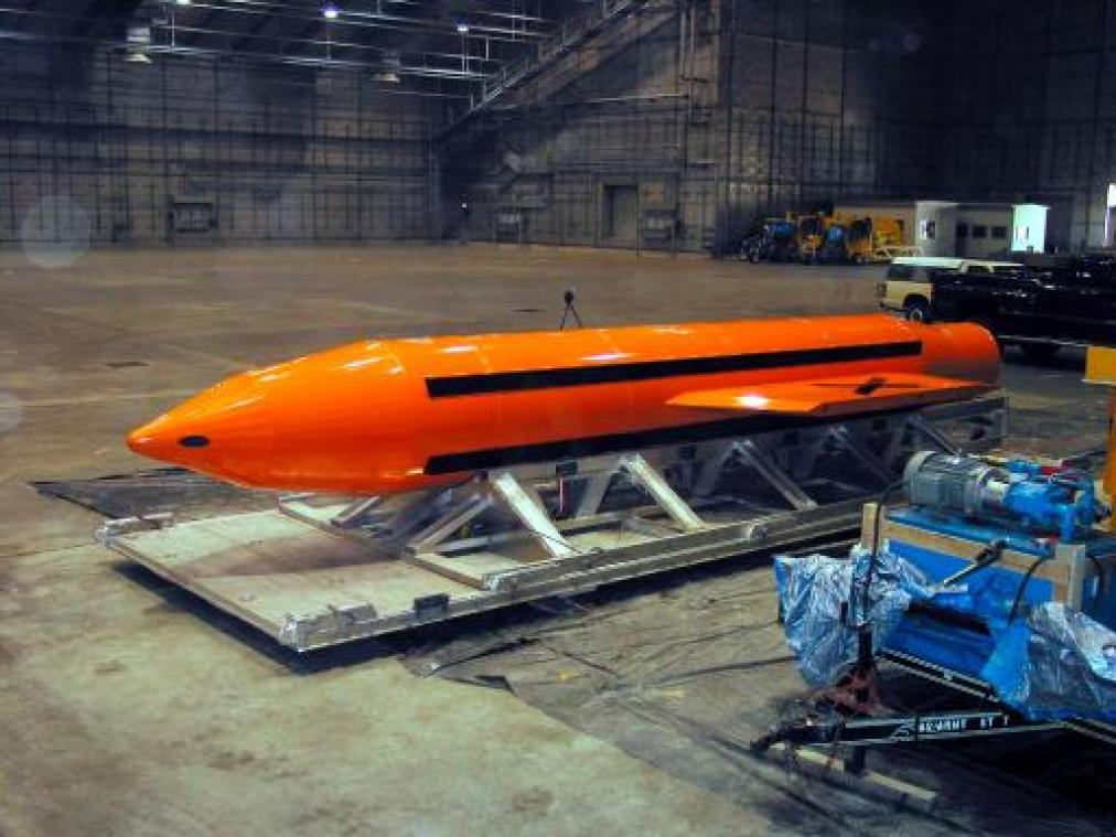China gooit zijn eigen "moeder van alle bommen"