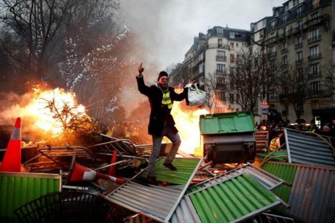 Sociale onrust Frankrijk - Achtste actiedag brengt 25.000 "gilets jaunes" op de been, botsingen met politie