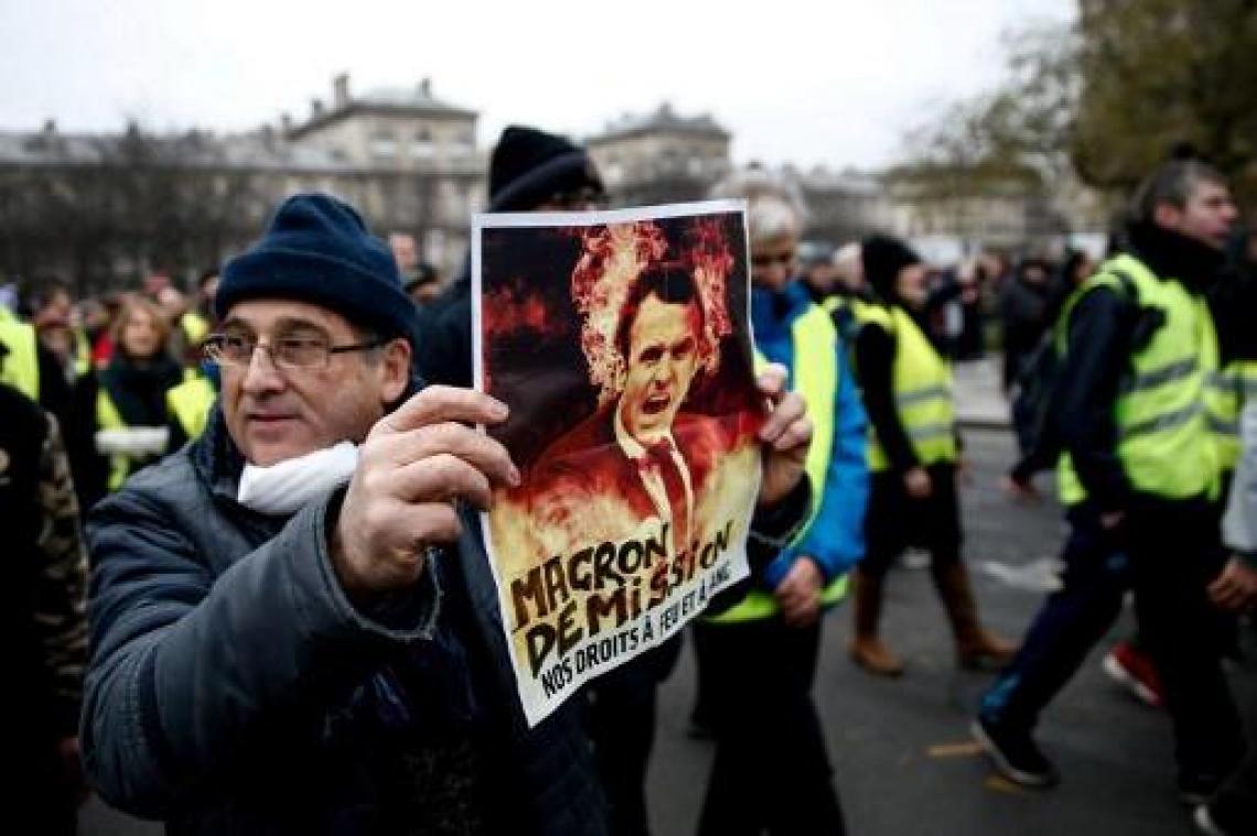 Sociale onrust Frankrijk - Macron stelt buitensporig geweld aan de kaak dat "Republiek aanvalt"