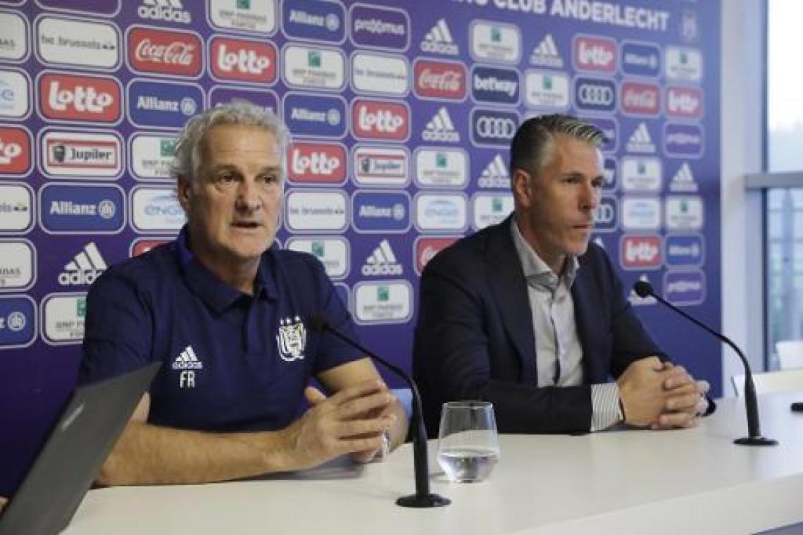 Fred Rutten tekent voor onbepaalde duur en brengt eigen assistent mee