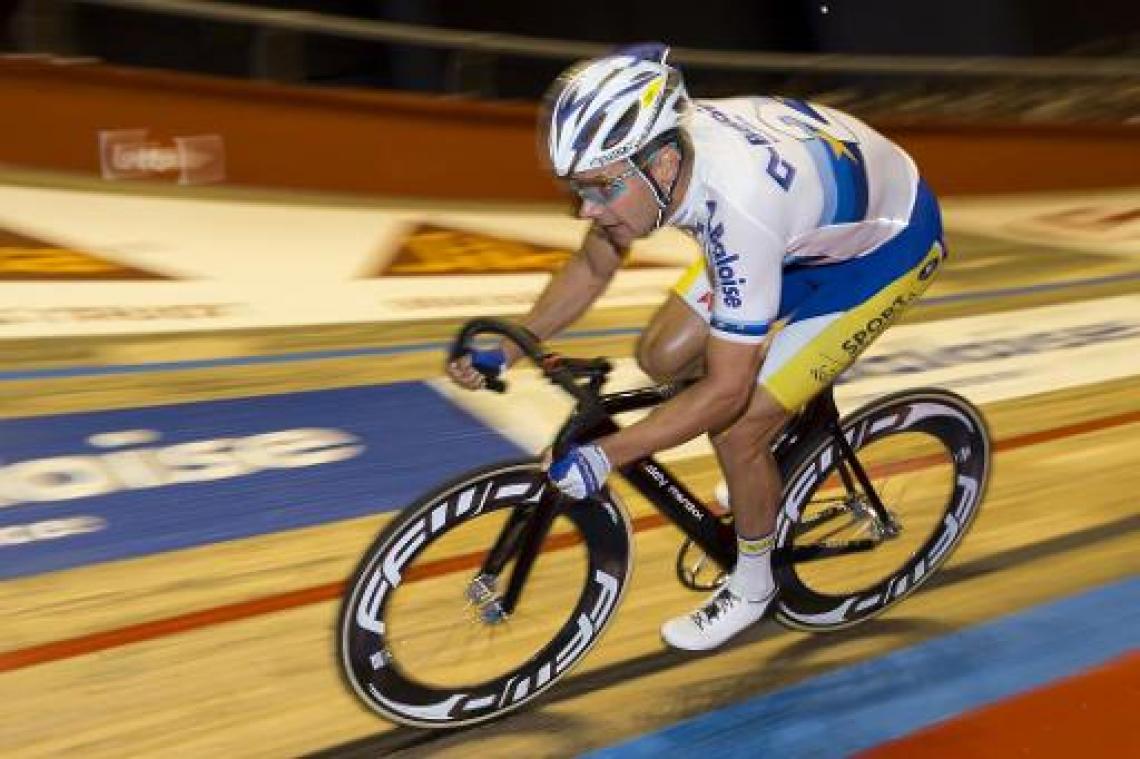 Zesdaagse van Rotterdam - Kenny De Ketele geeft na val op, vrees voor sleutelbeenbreuk