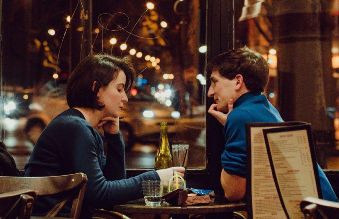 Student krijgt geen tweede date omdat hij weigert haar rekening te betalen