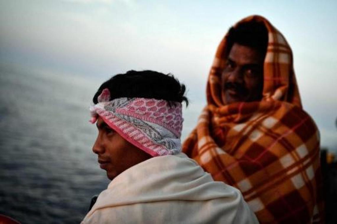 "Ad-hocoplossing" voor 49 migranten die vastzaten in Maltese wateren