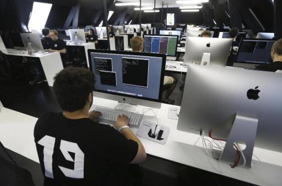 "Verkoop van computers blijft wereldwijd afnemen"
