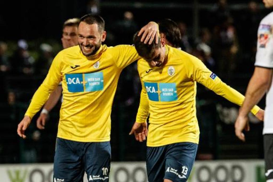 Proximus League - Beerschot Wilrijk klopt Roeselare en legt druk bij KV Mechelen