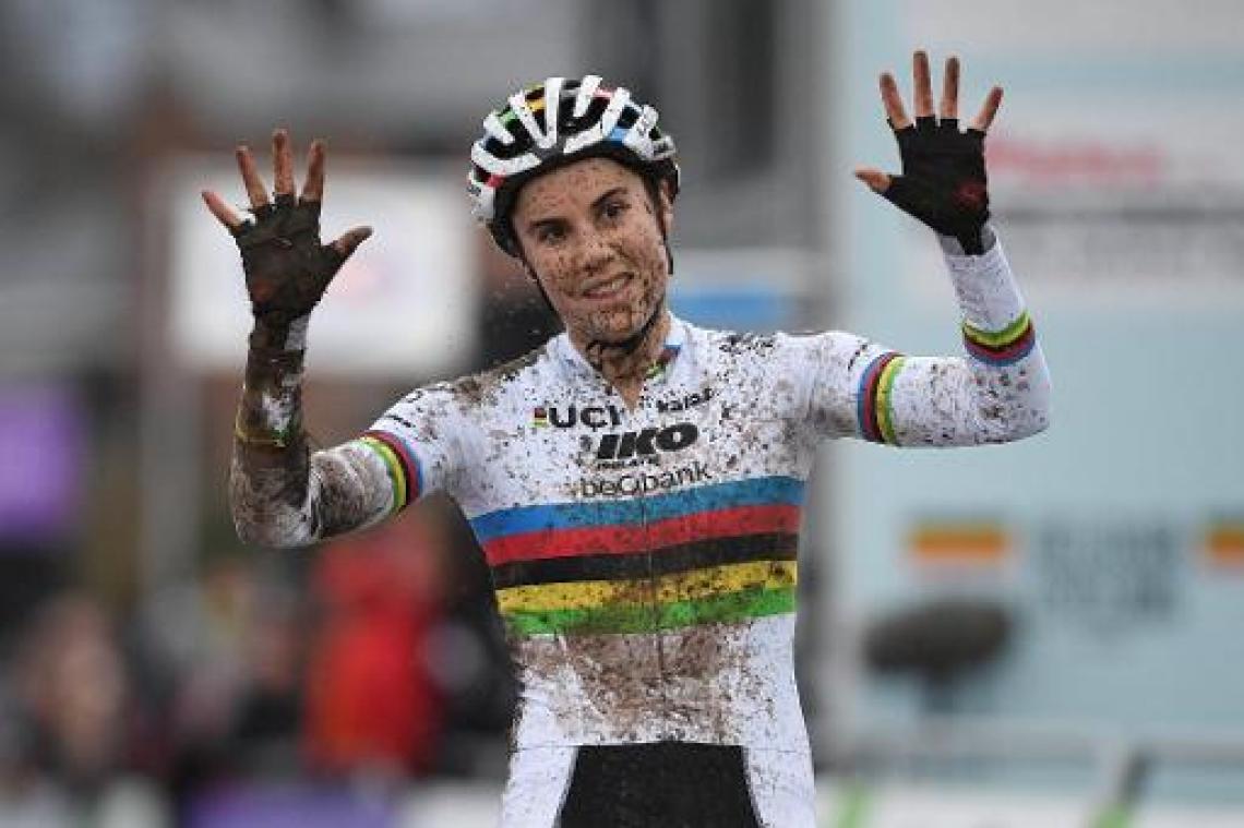 BK veldrijden - Sanne Cant verovert tiende opeenvolgende Belgische titel