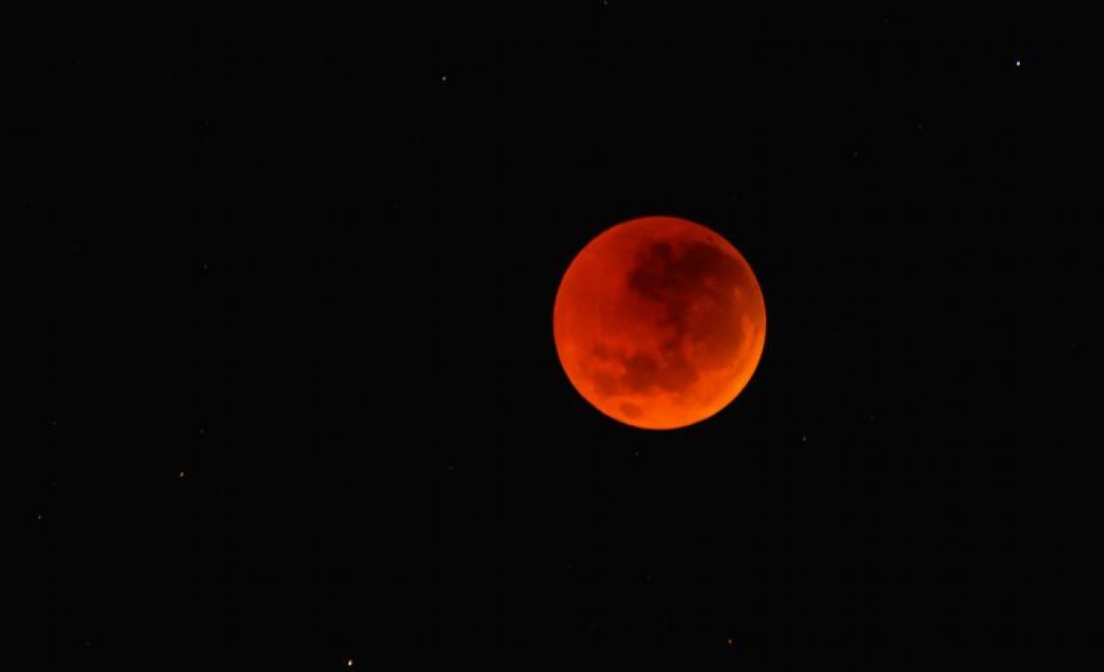 Op 21 januari kan je de laatste maansverduistering voor 2022 spotten