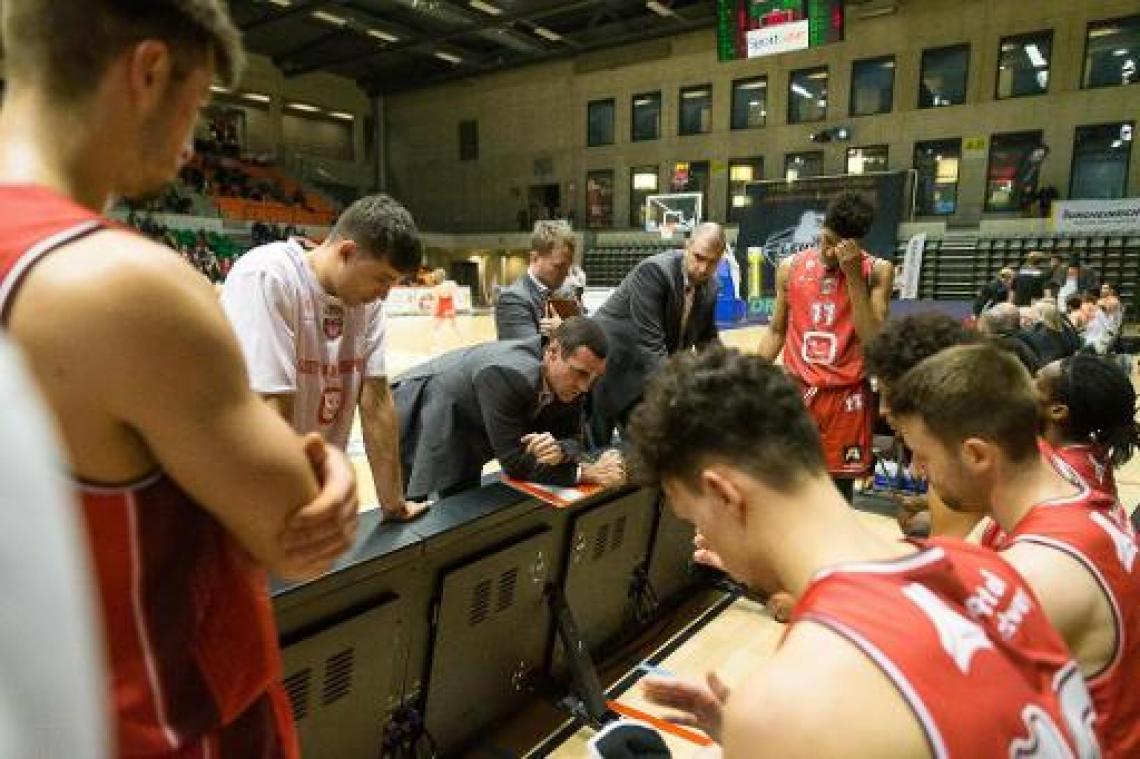 Champions League basket (m) - Antwerp verstevigt vierde plaats met zege tegen Tsjechische Nymburk